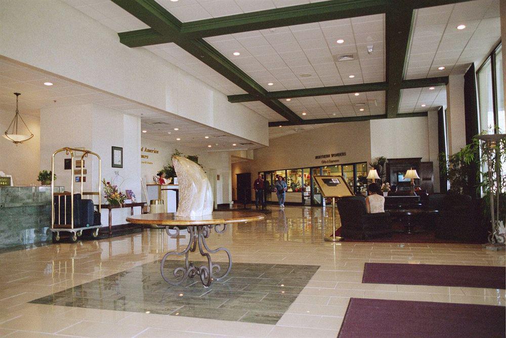 Westmark Fairbanks Hotel And Conference Center Interior photo